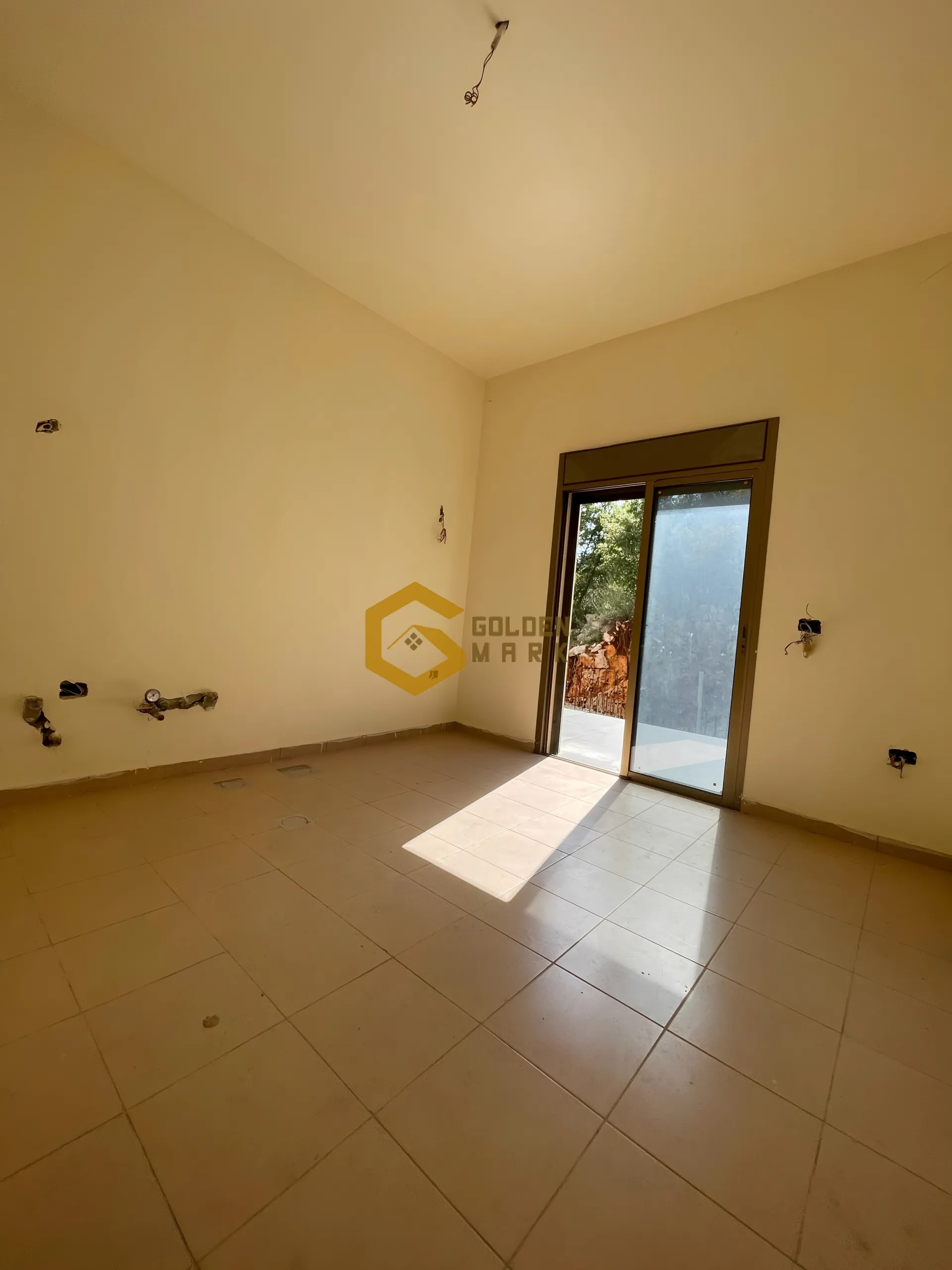 Apartment for Sale in Ajaltoun