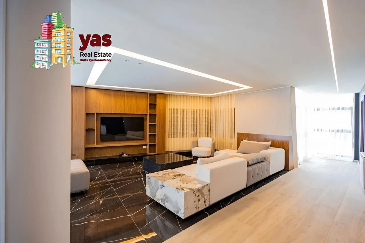 Villa for Sale in Ballouneh