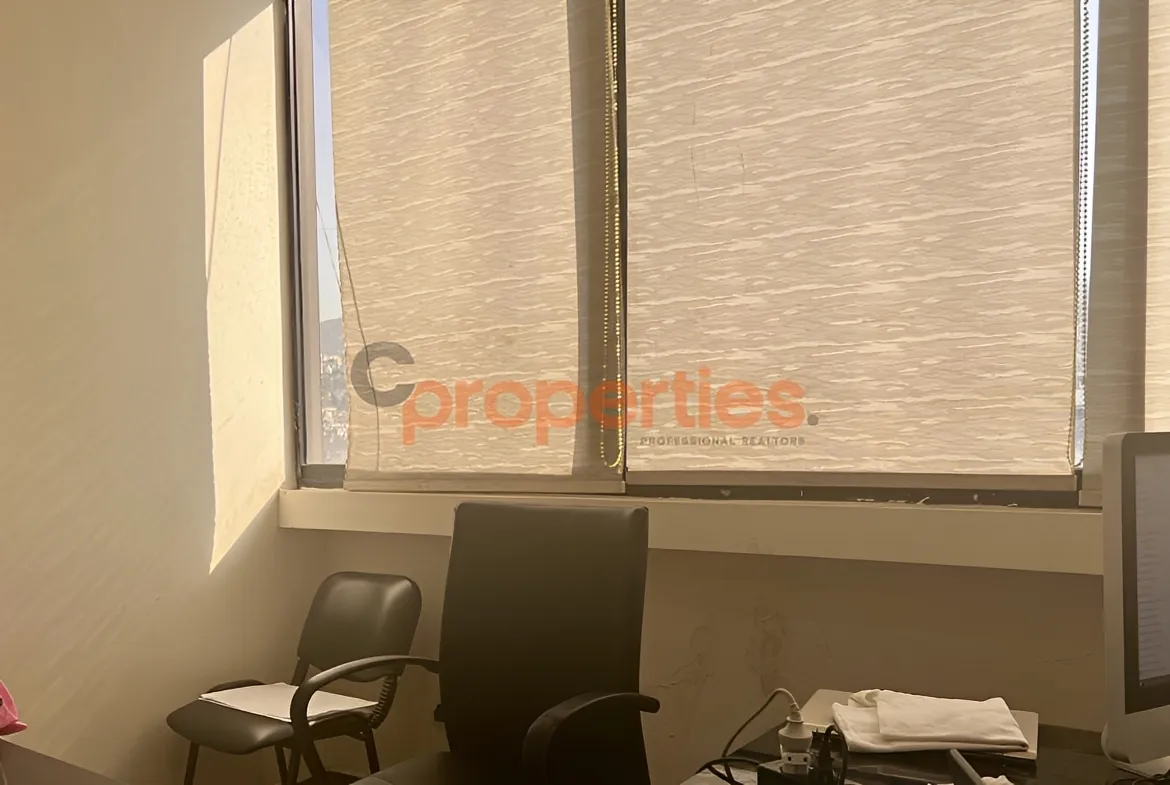 Office for sale in Dekwaneh