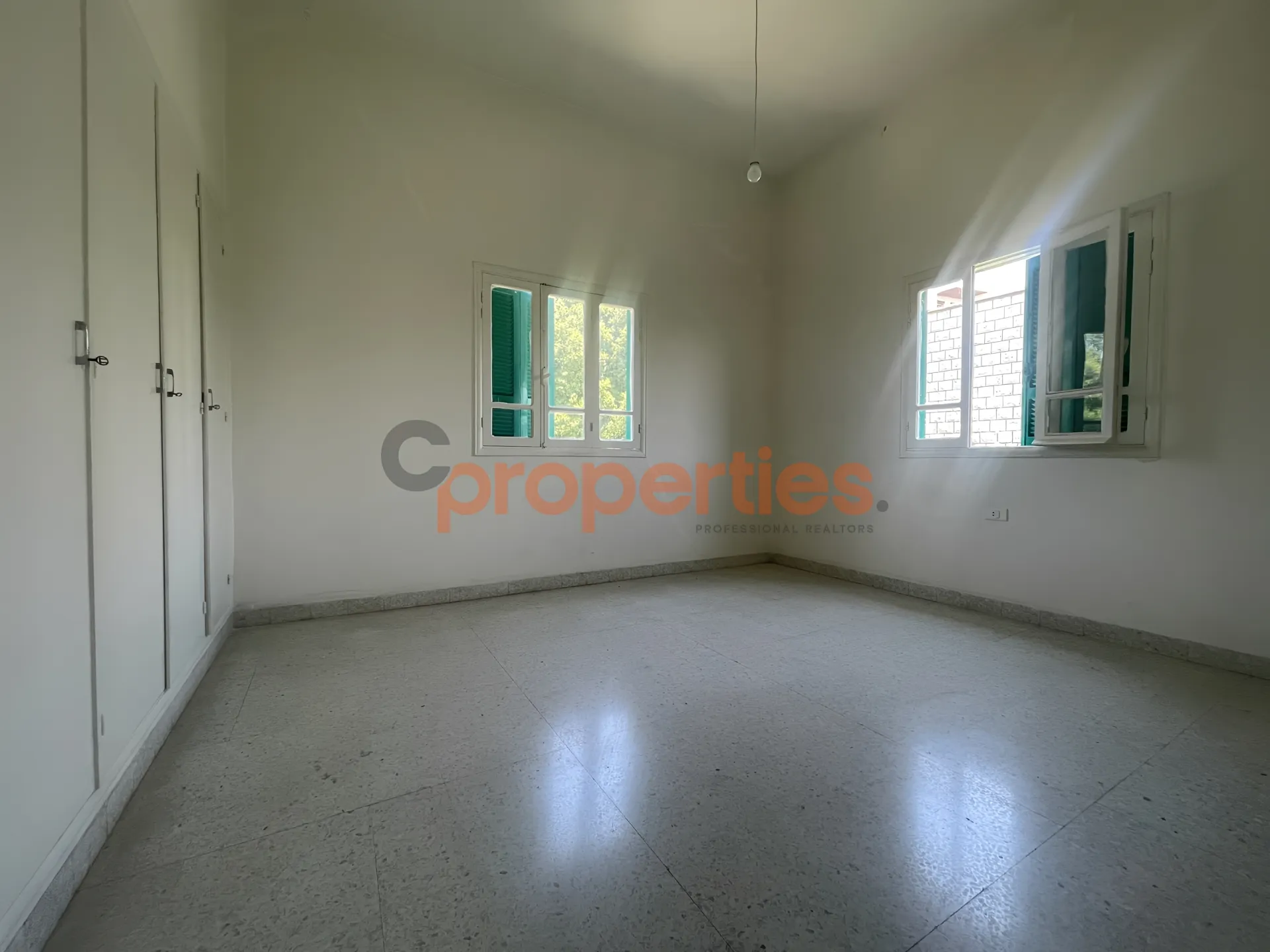 Apartment for Rent in Ajaltoun