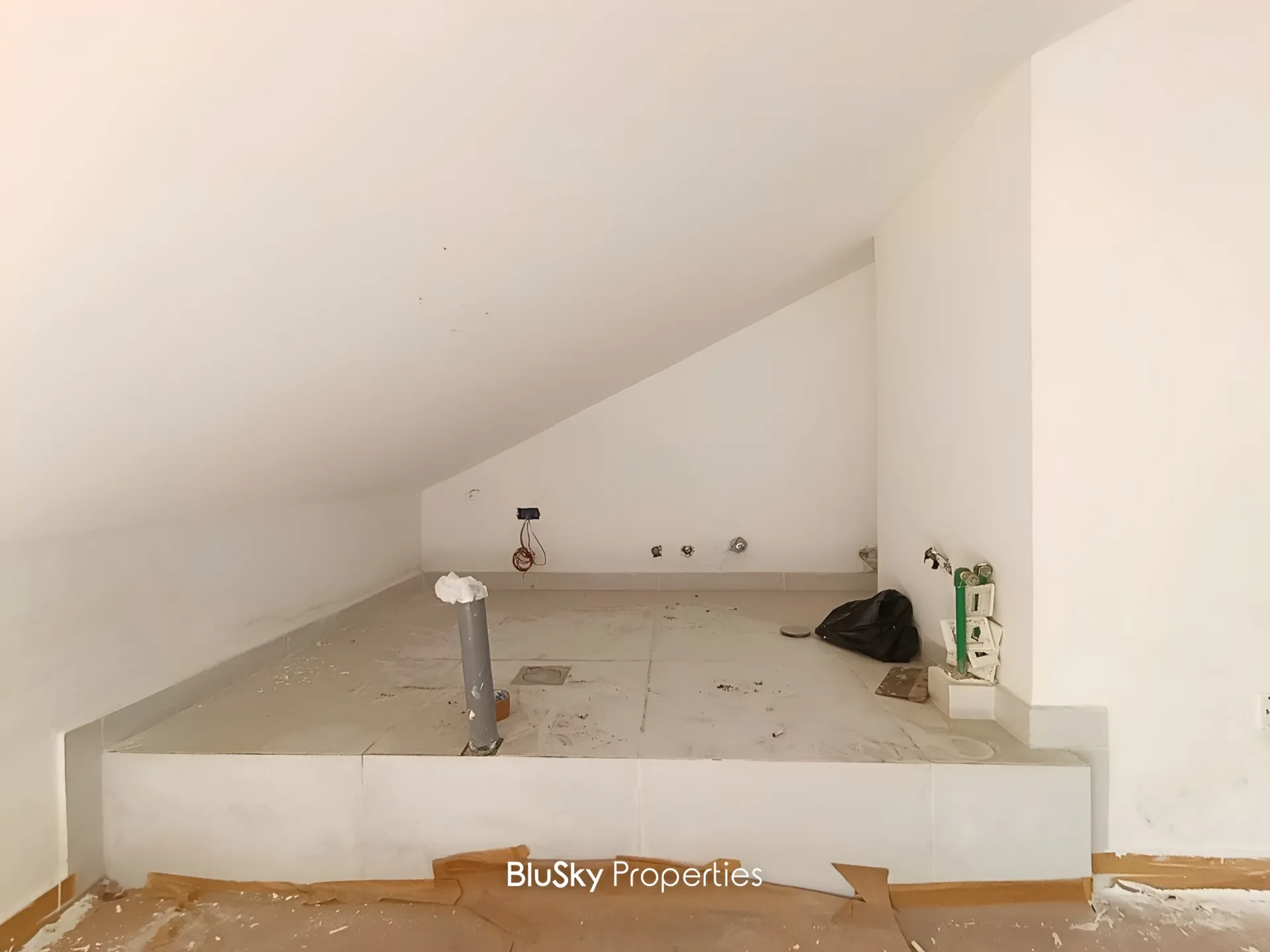 Apartment for sale in Blat, lebanon