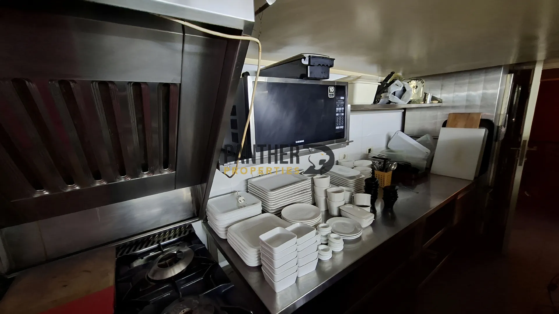 Restaurant for rent in Bourj hammoud