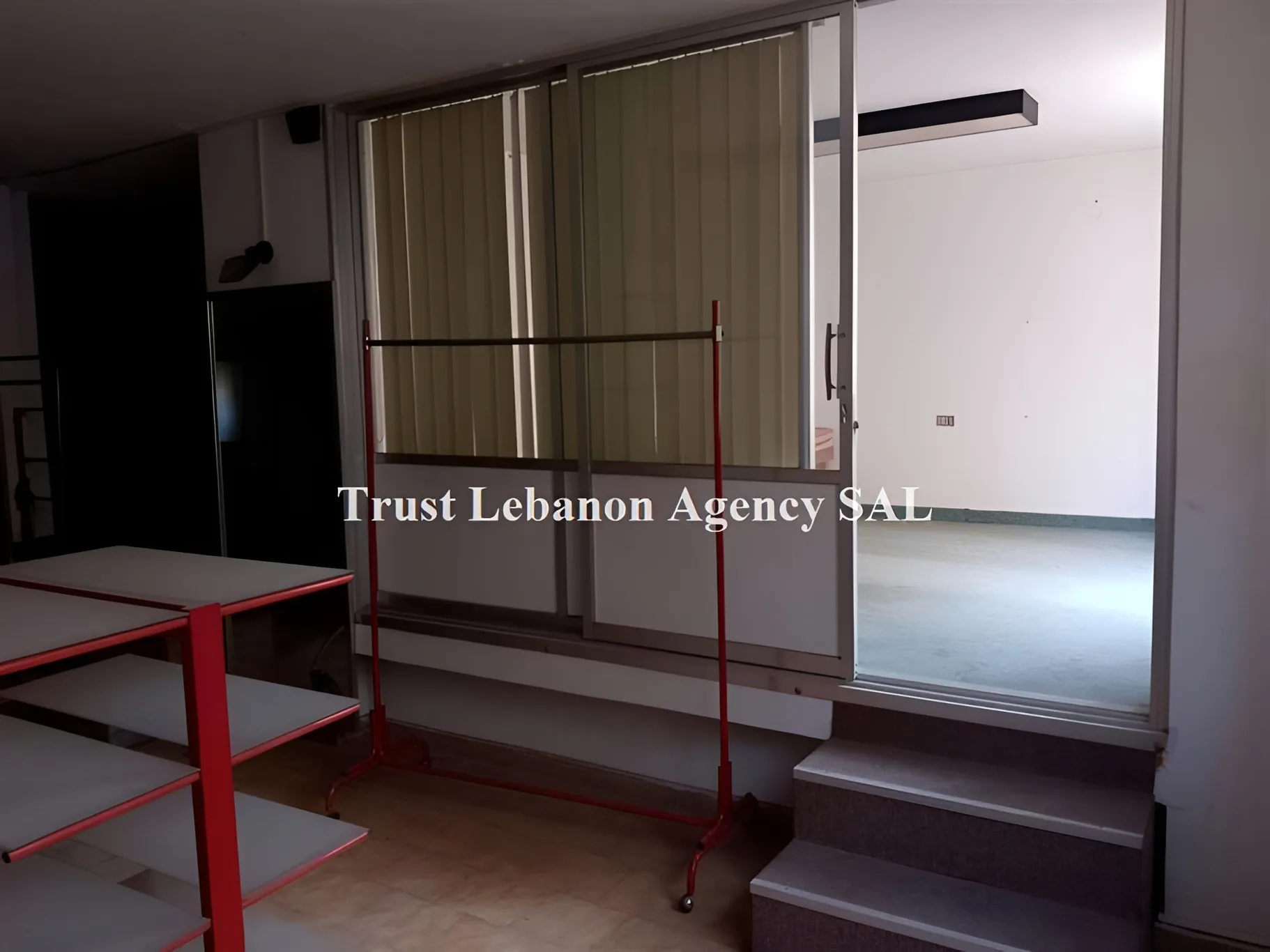 Shop for sale in Metn, Sid El Bauchrieh