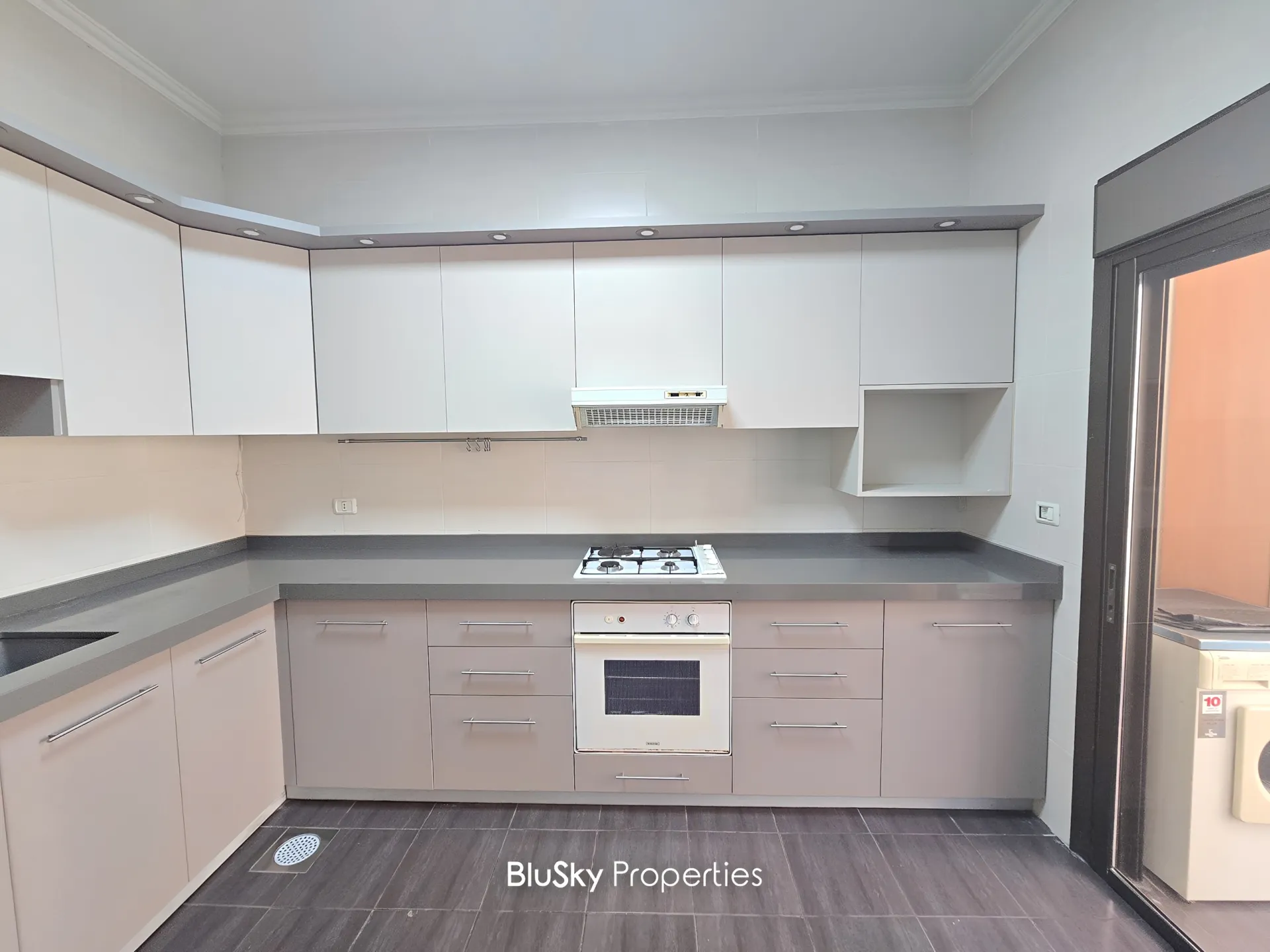 Apartment for sale in Mansourieh, lebanon