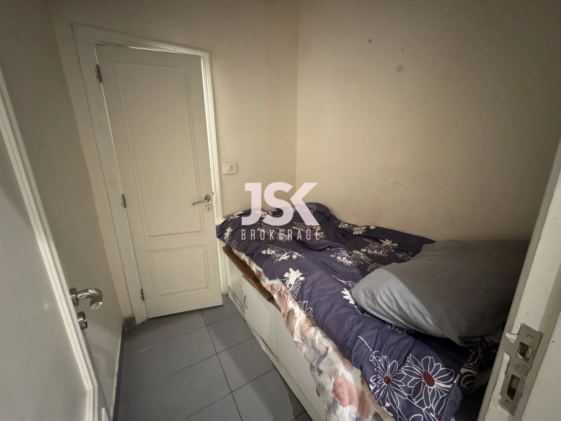 Apartment for Sale in Ras