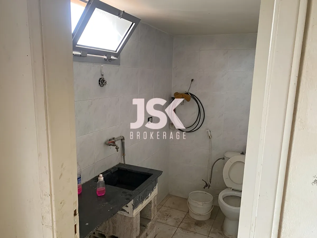 Shop for rent in Mazraat Yachoua