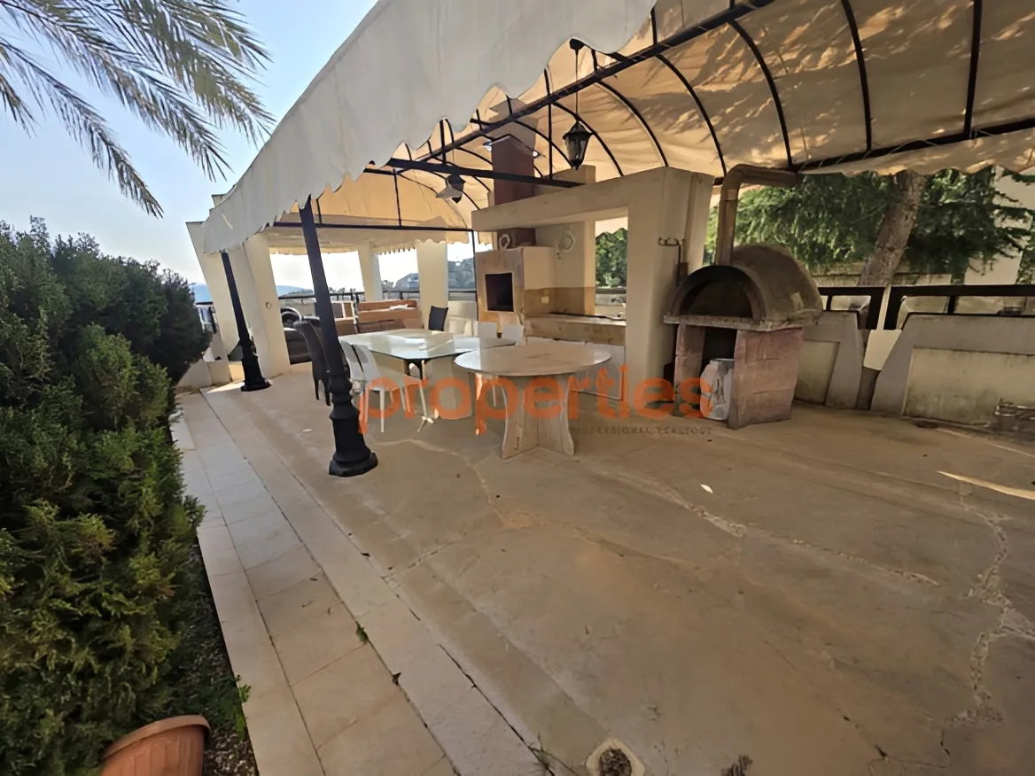 Apartment for Sale in Baabdat - 4 bed, 5 bath