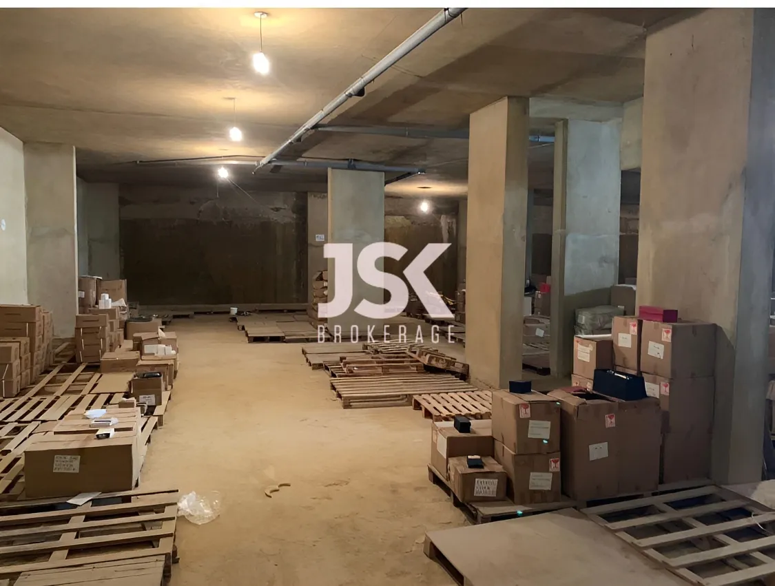 Warehouse for sale in Baouchriyeh