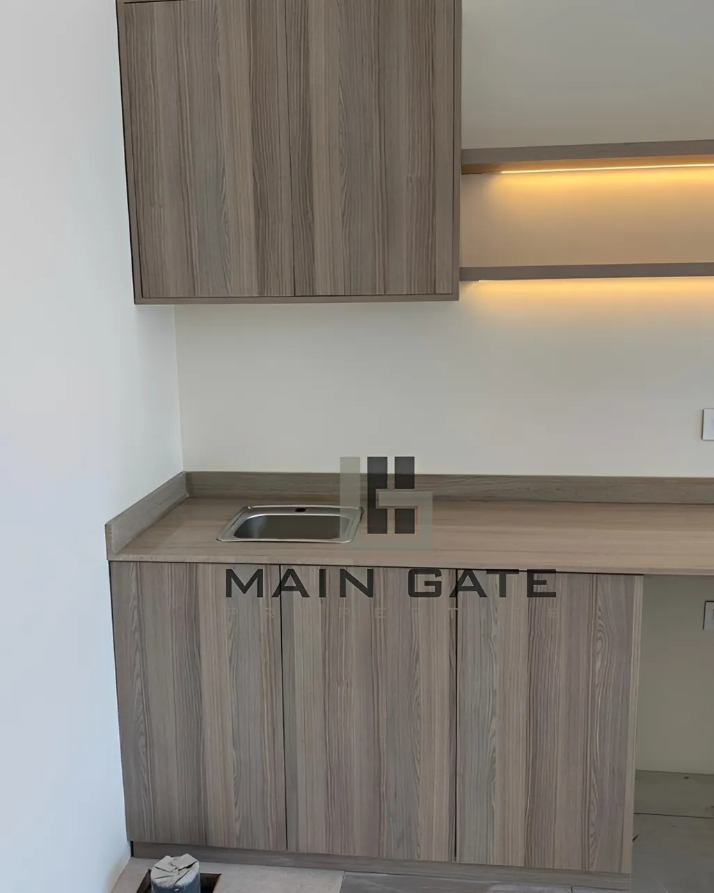 Office for rent in Dbayeh, Lebanon