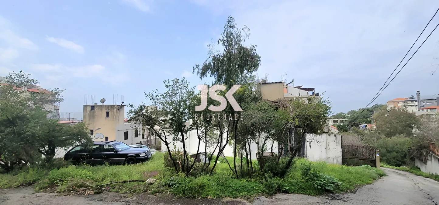 Residential Land for sale in Ballouneh, Lebanon