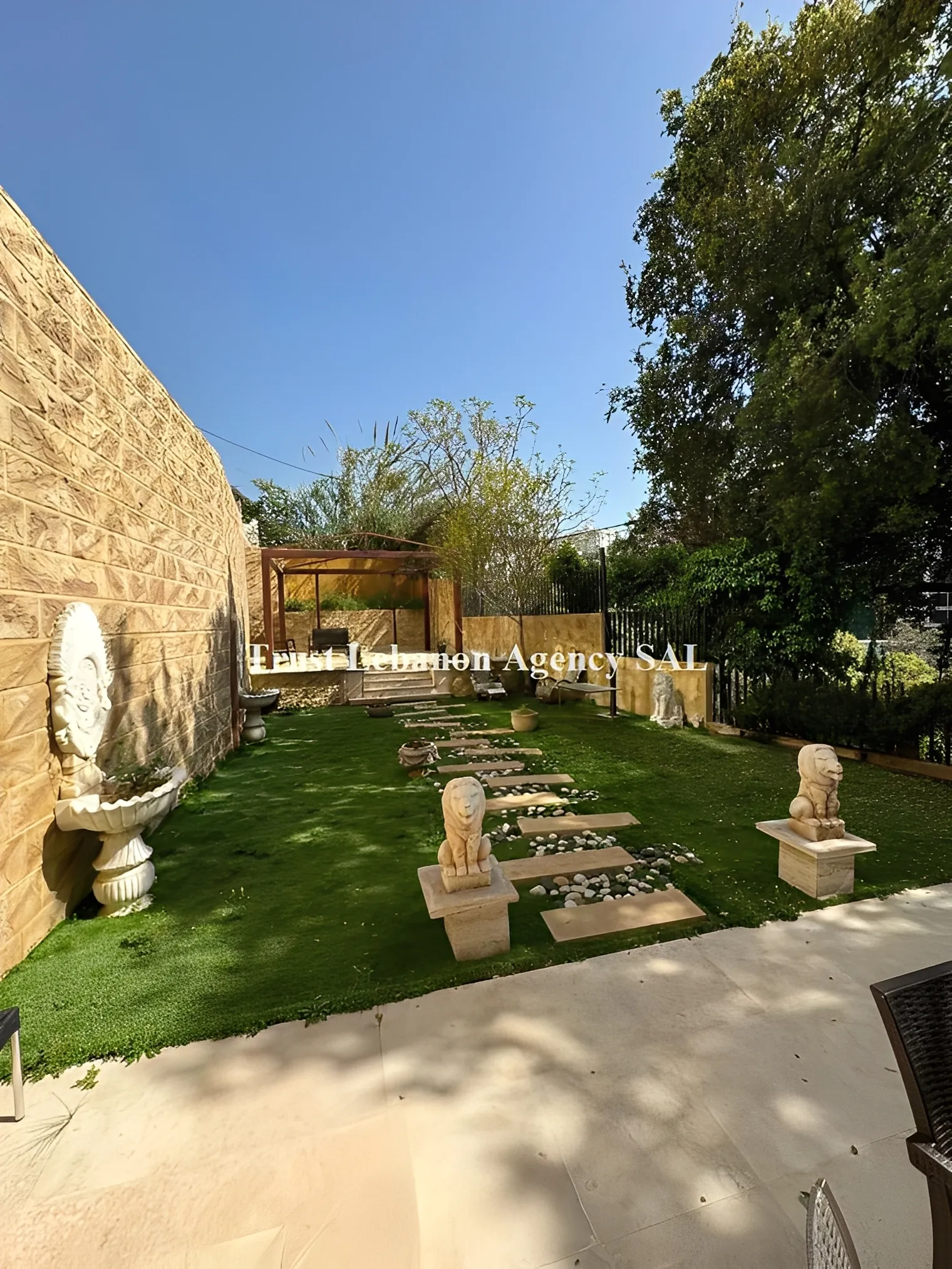 Villa for Rent in Baabda