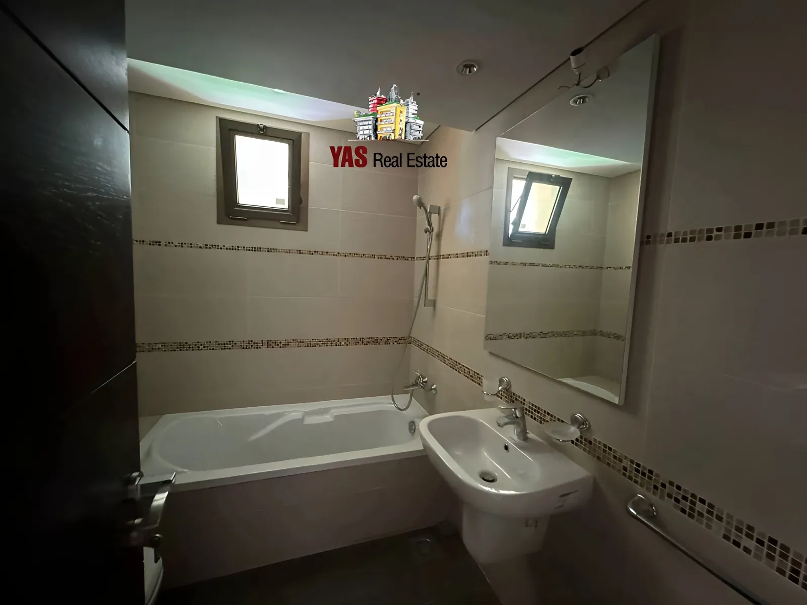 Apartment for Sale in Ballouneh