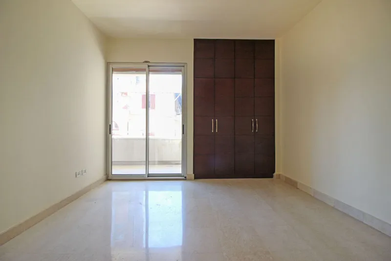 Apartment for Sale in Clemenceau