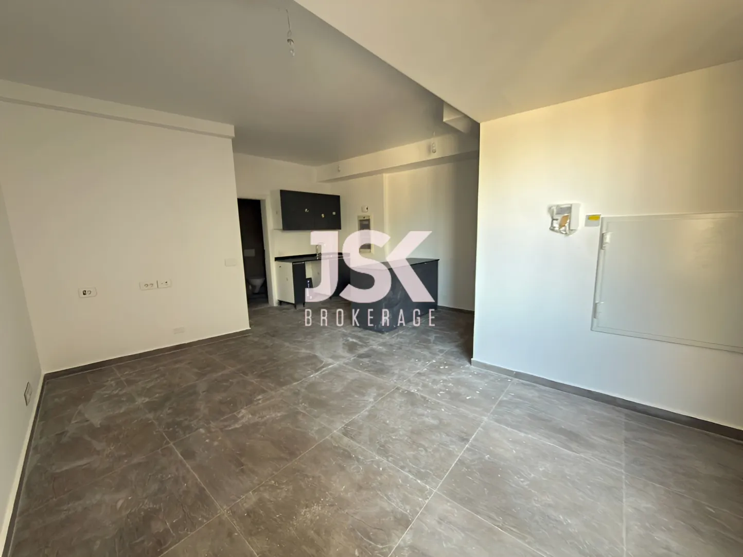 Loft for sale in Achrafieh, Beirut, Lebanon - 1 bed, 1 bath