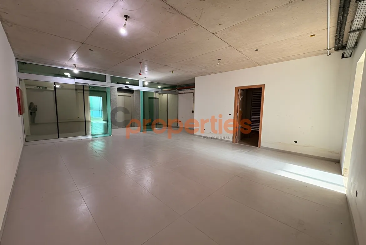 Office for Rent in Louaizeh