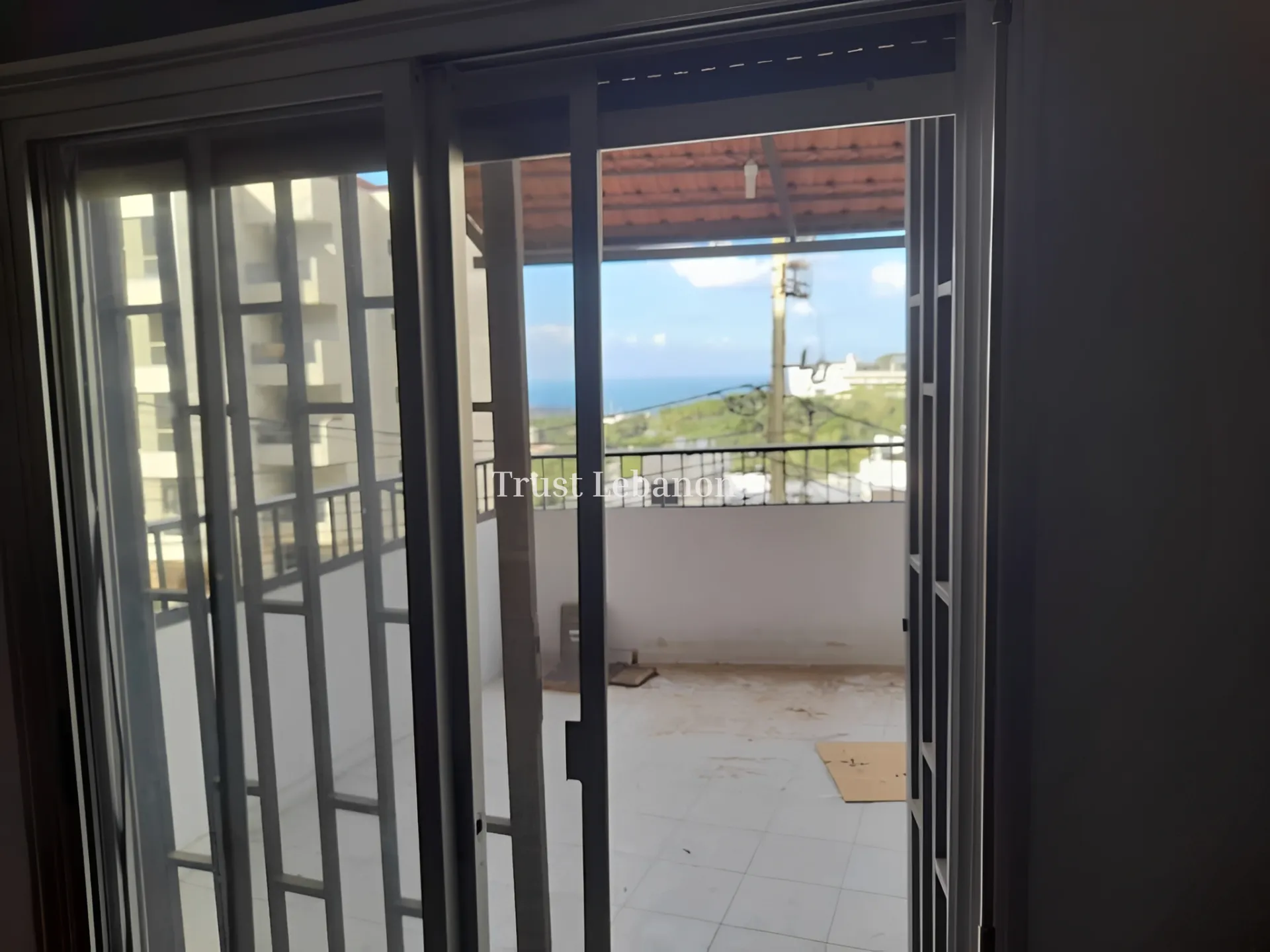 Apartment for sale in Aaoukar, Lebanon