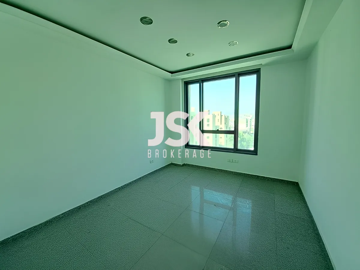Office for rent in Baouchriyeh