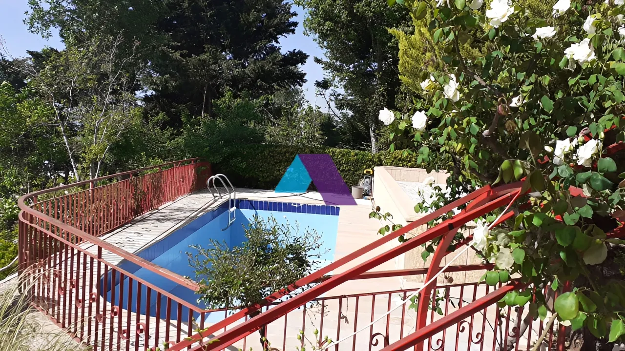 Villa for Sale in Aley
