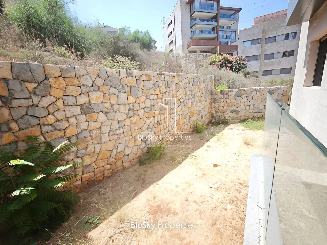 Apartment for Sale in Mtayleb - 4 bed, 4 bath