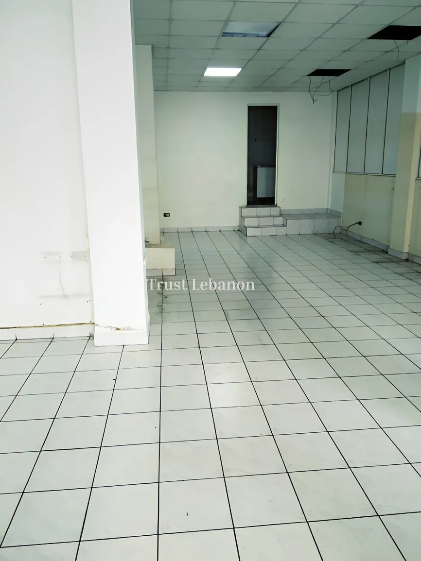 Warehouse for rent in Jdeideh, Lebanon