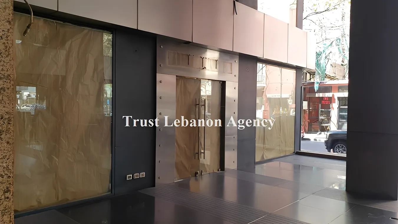 Shop for rent in Beirut, Hamra