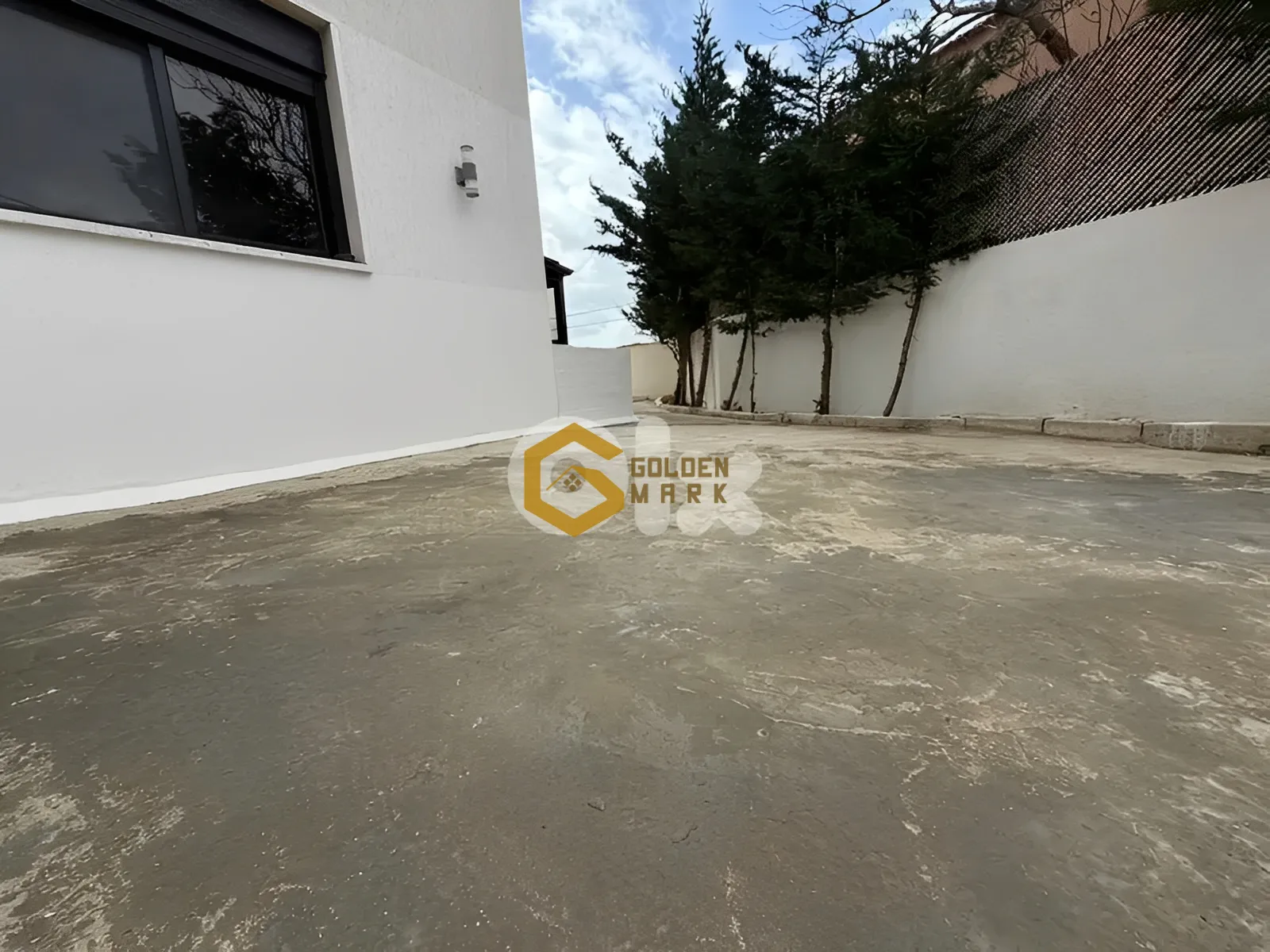 Apartment for Sale in Blat