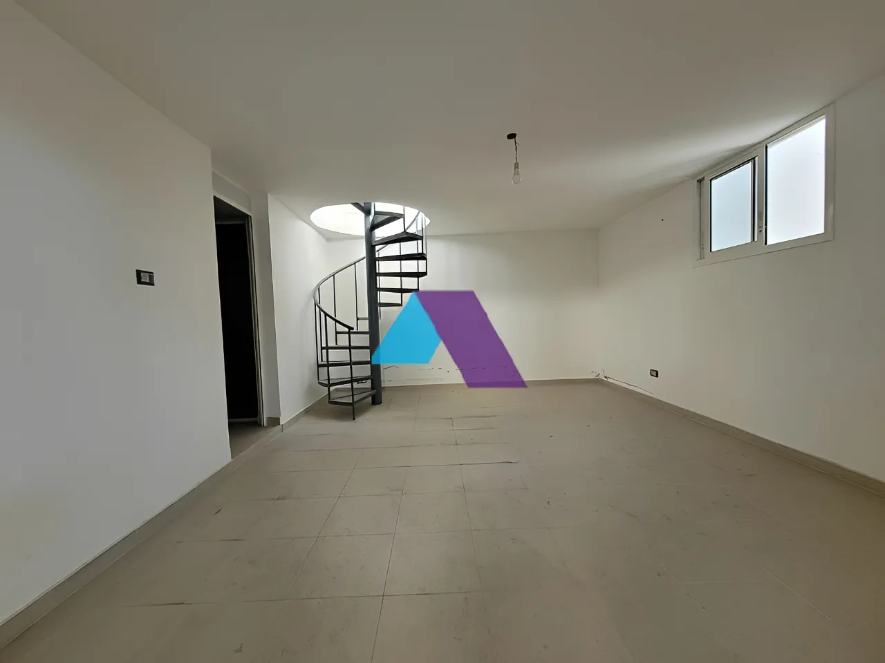 Building for rent in Roumieh