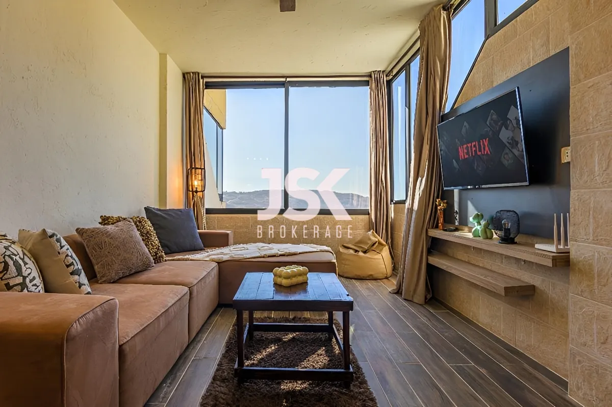 Chalet for Sale in Faraiya