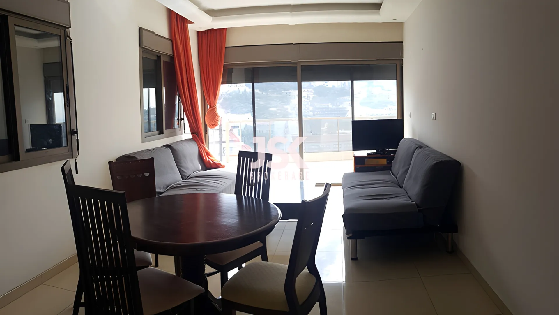 Building for Sale in Blat