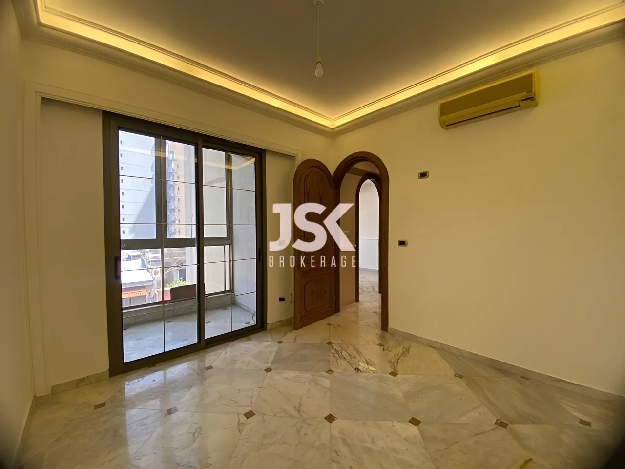 Apartment for Sale in Ras