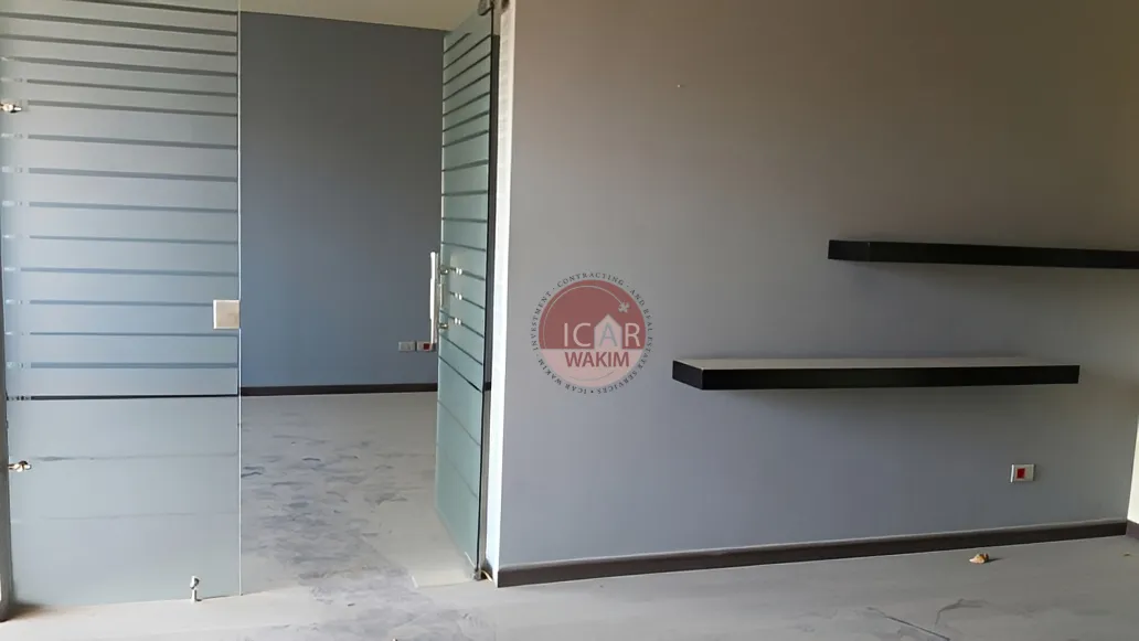 Office for rent in Jdeideh