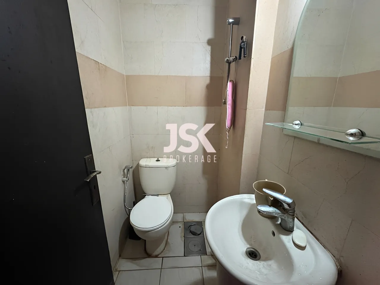 Apartment for Sale in Bourj Abi Haydar