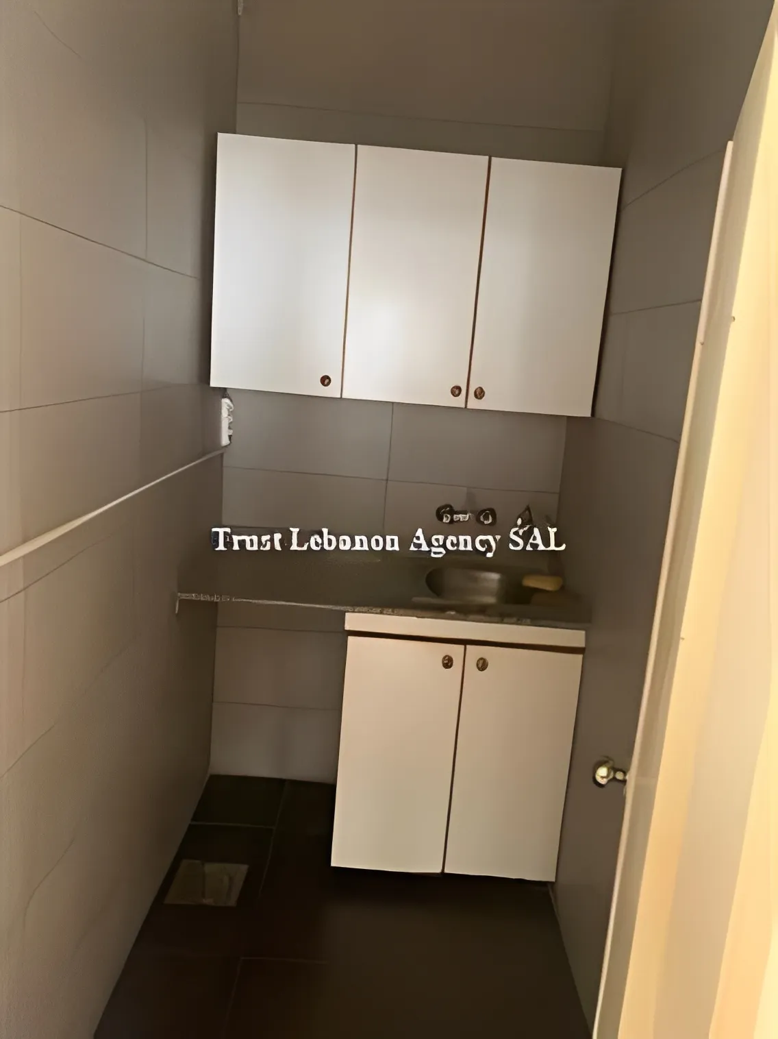 Office For Rent in Metn, Zalka