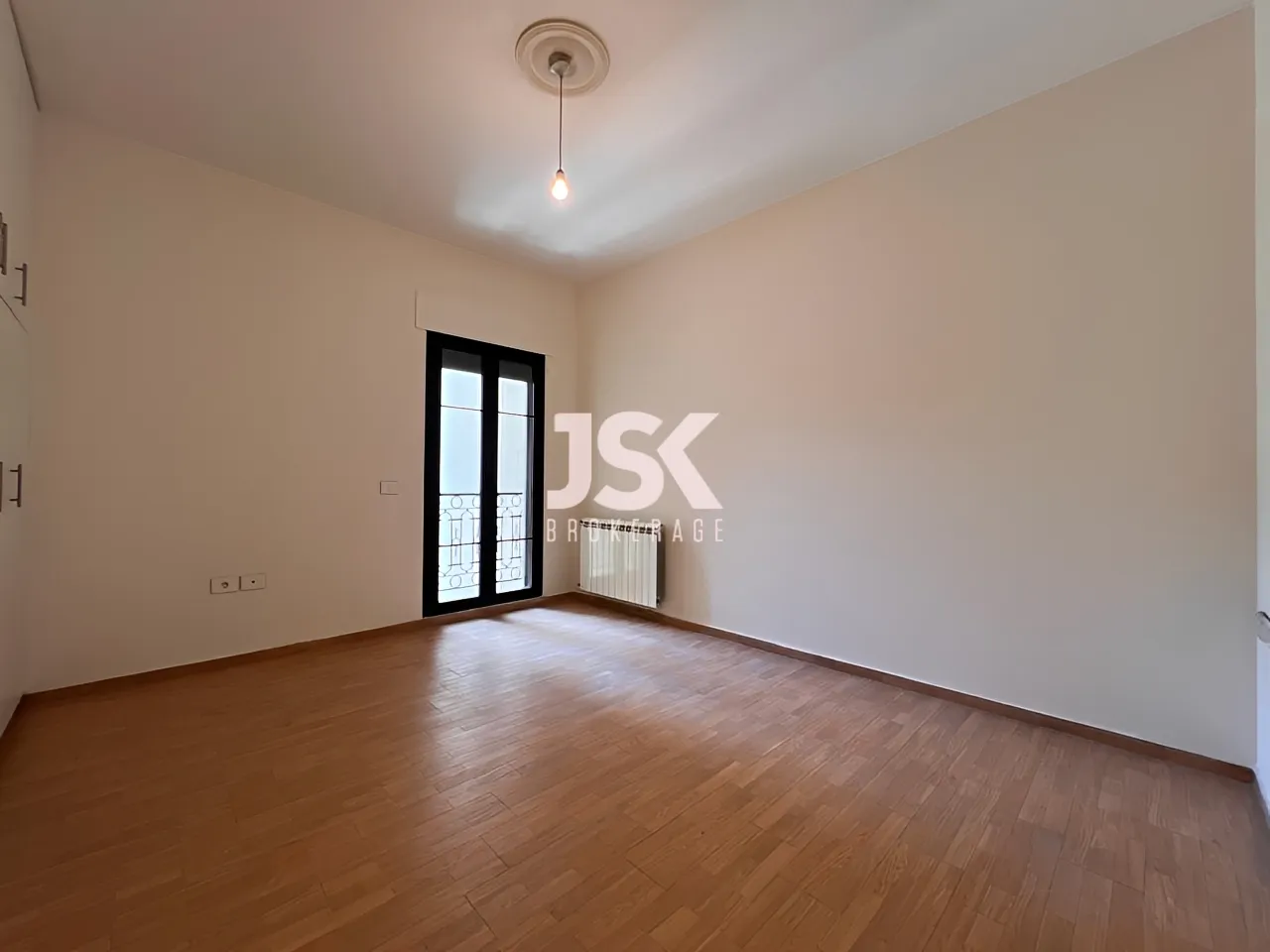 Apartment for Sale in Sioufi