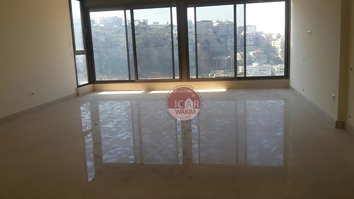 Apartment for Sale in Mansourieh - 2 bed, 4 bath