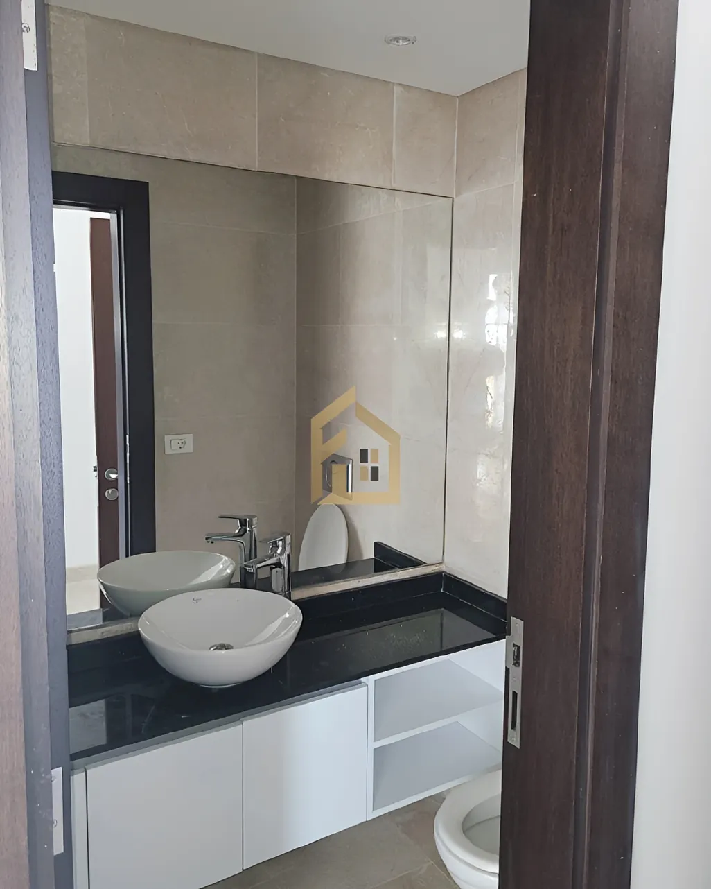 Apartment for sale in Hamra