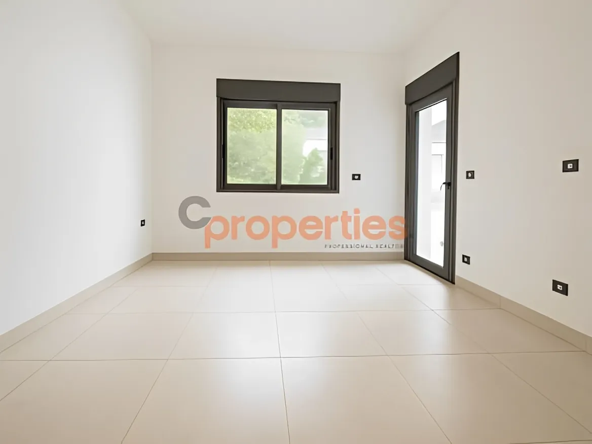 Apartment for Sale in Haret Sakher