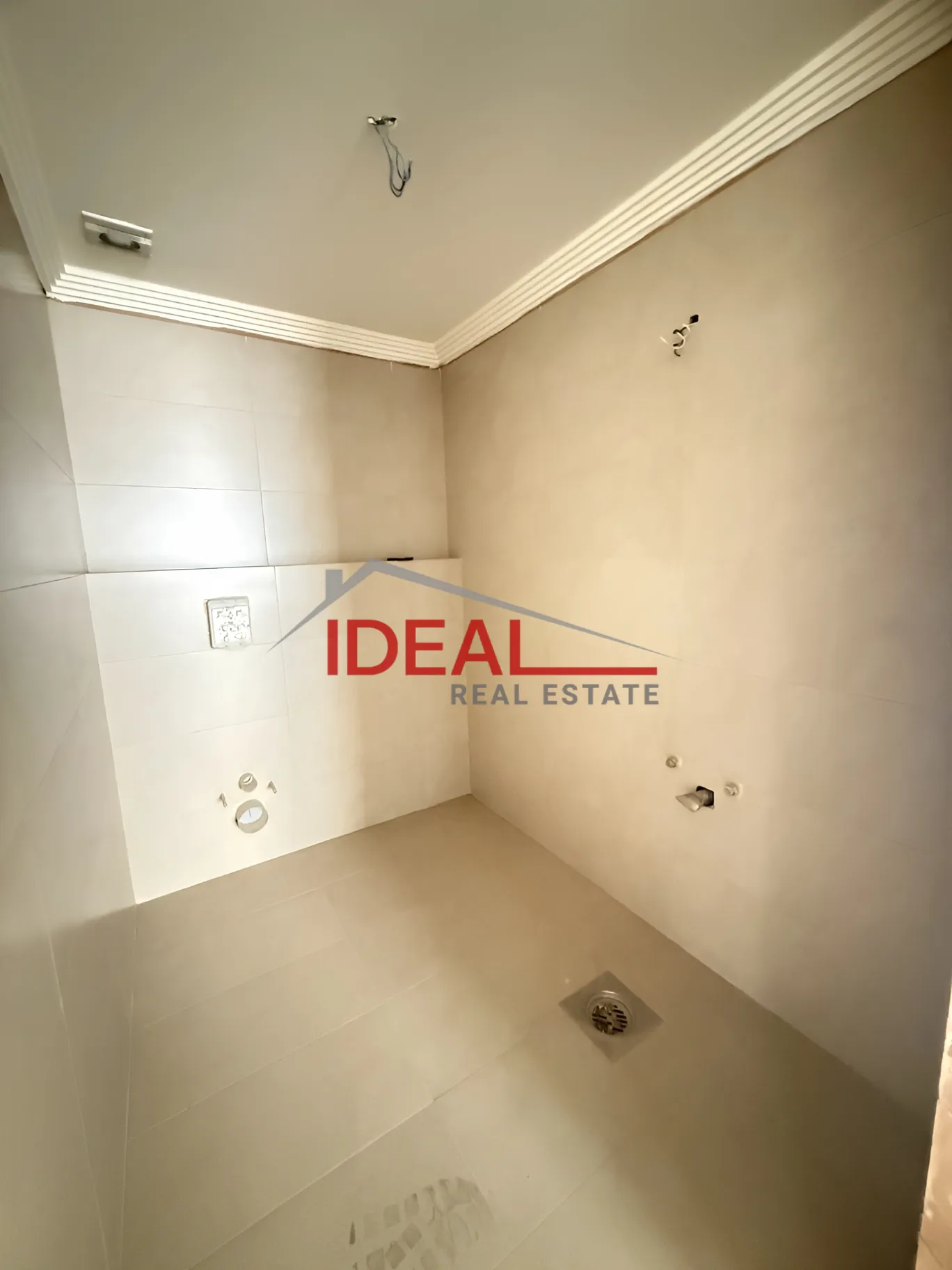 Apartment for sale in Beit El Chaar, Lebanon - 4 bed, 4 bath