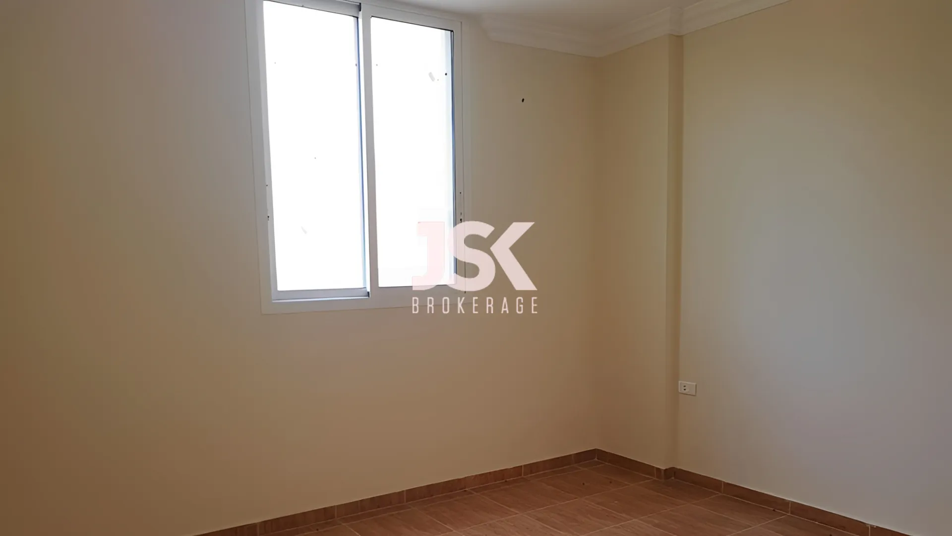 Apartment for Sale in Aamchit, Lebanon - 2 bed, 2 bath