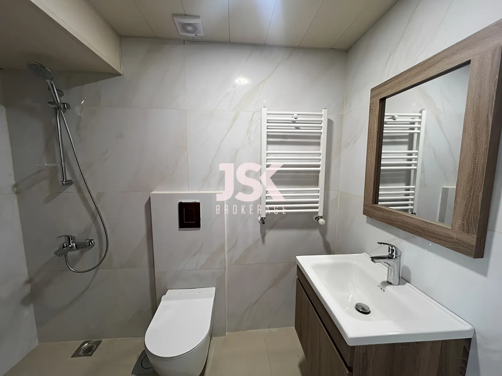 Apartment for Sale in Baabdat