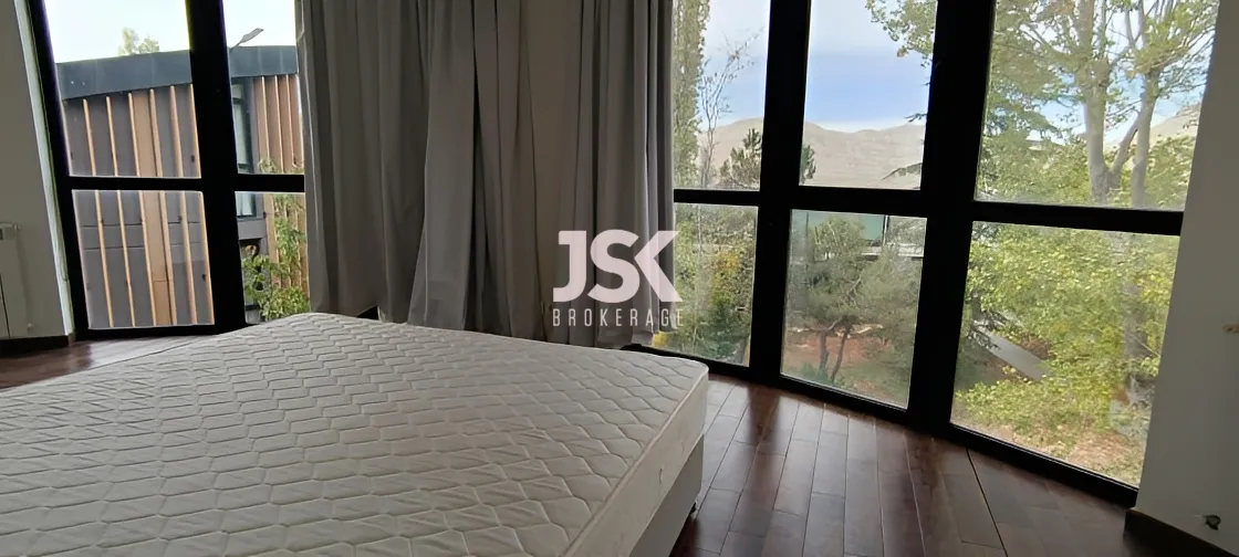 Villa for Sale in Faqra, Lebanon - 5 bed, 5 bath