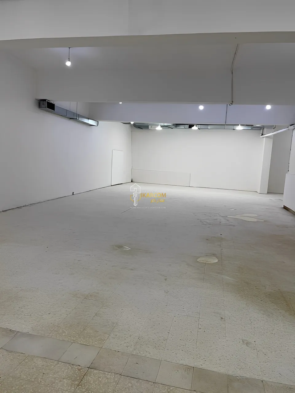 Warehouse For Rent in Achrafieh