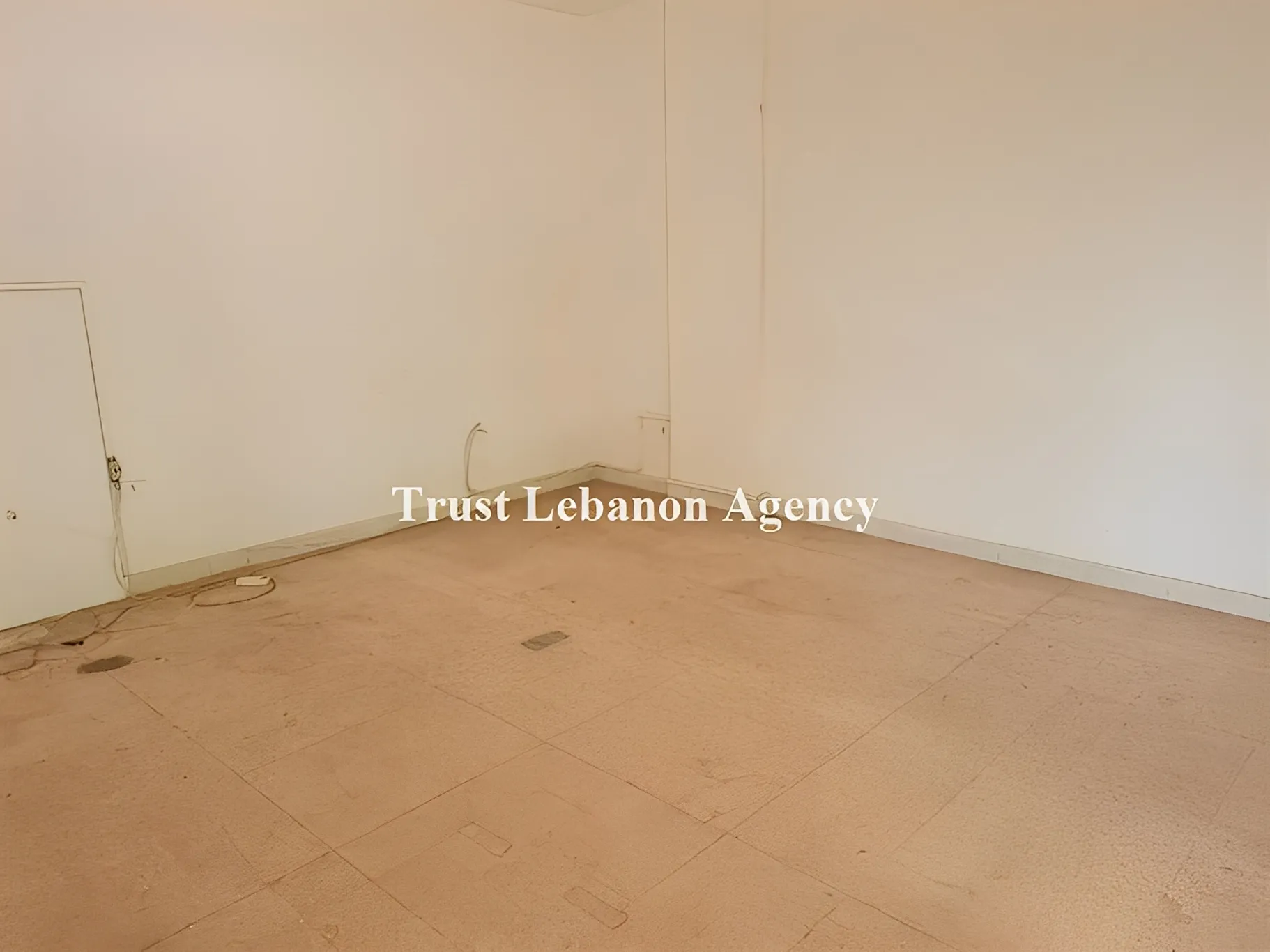 Shop for rent in Metn, Jdeideh