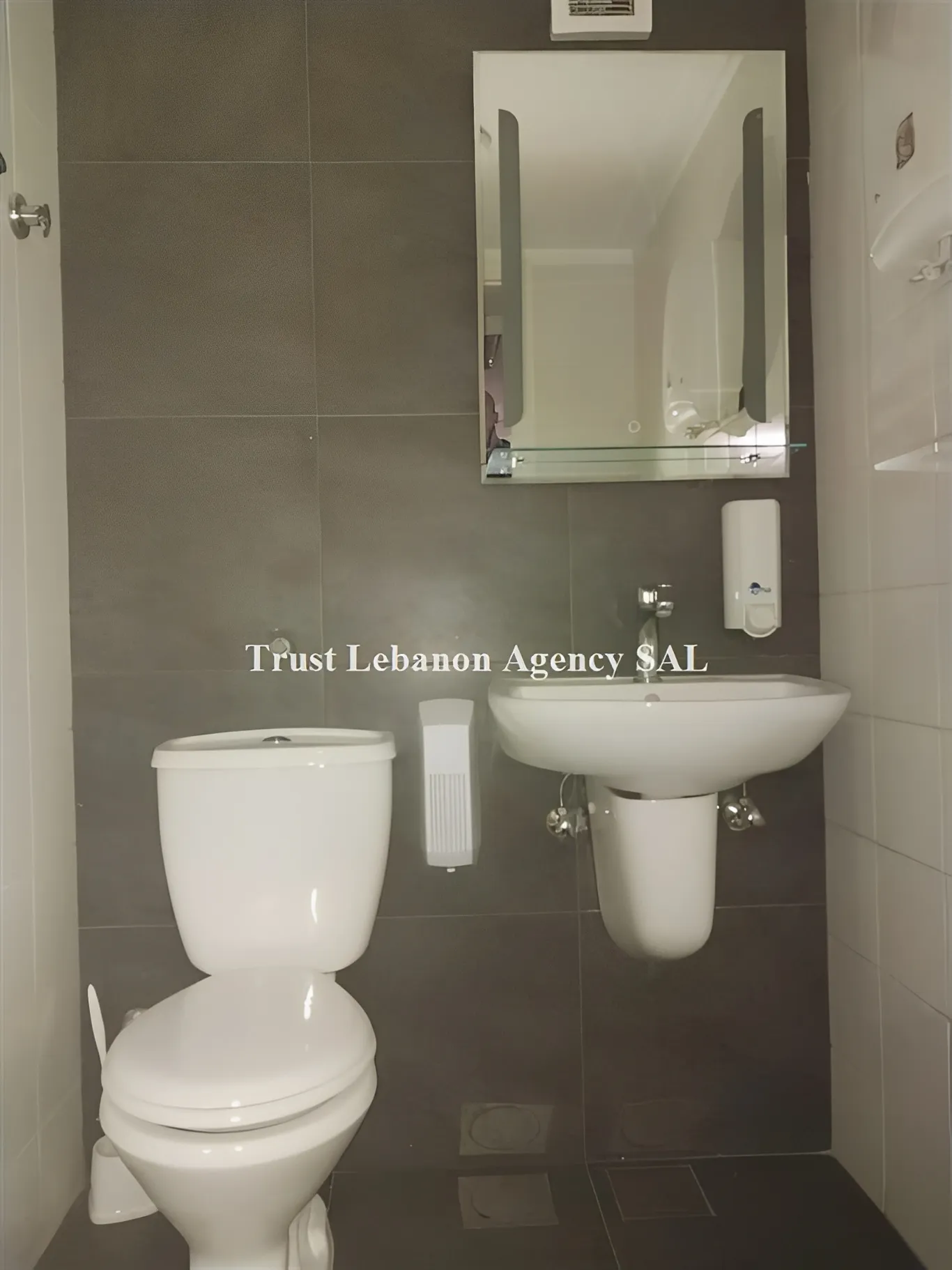 Office For Rent in Beirut, Ashrafieh