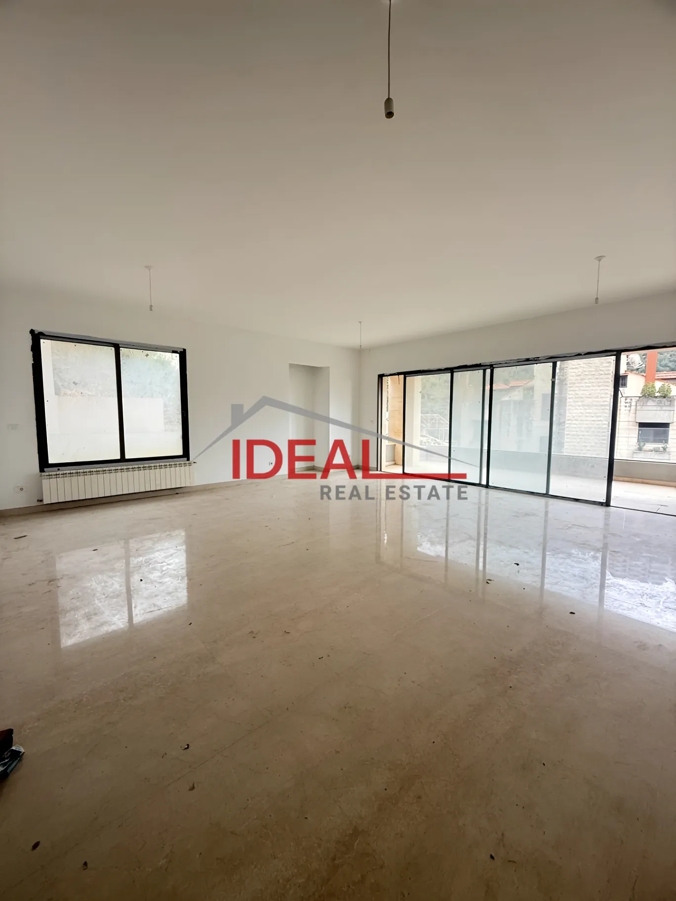 Apartment for sale in Cornet Chahwan, Lebanon - 3 bed, 4 bath