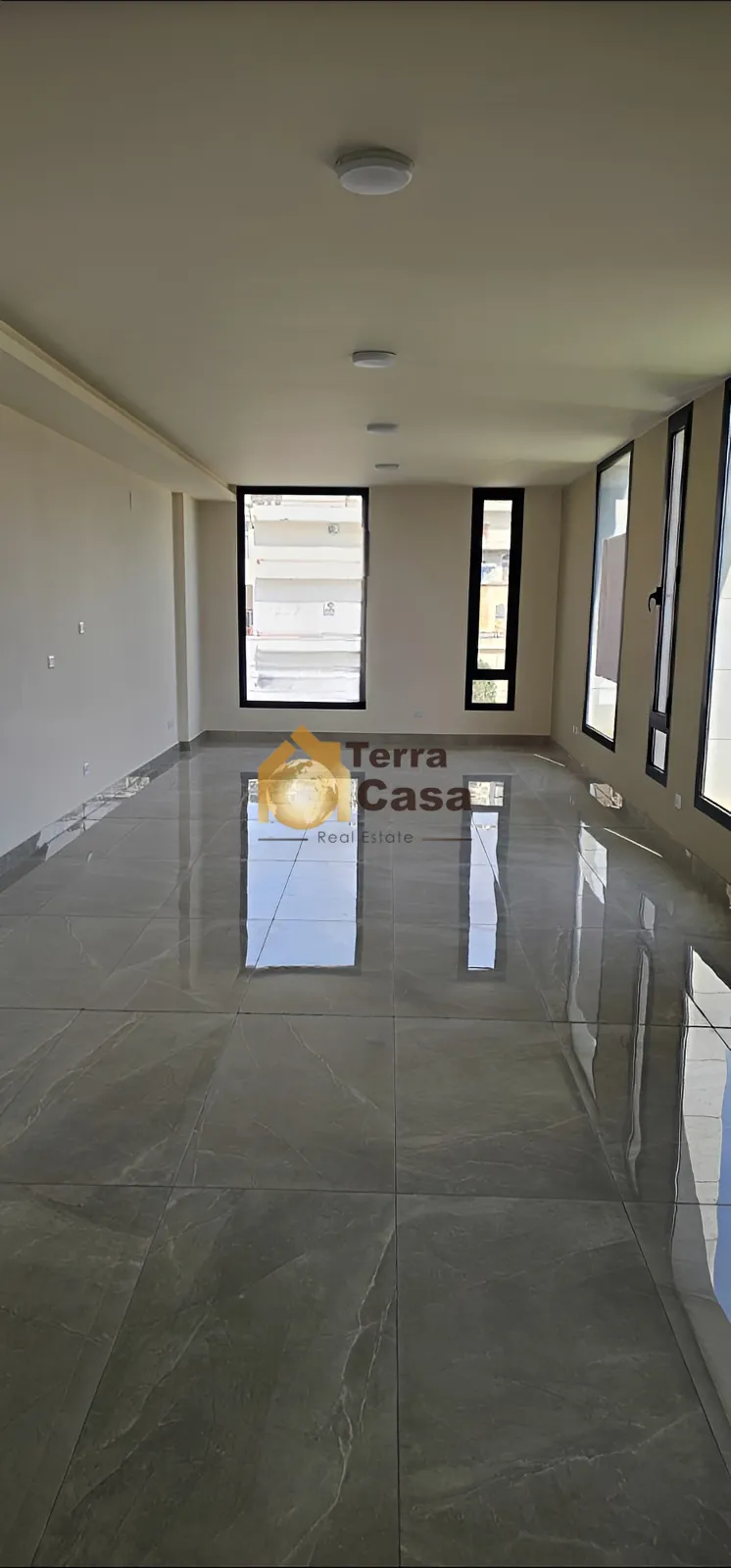 Office for Rent in Zahle