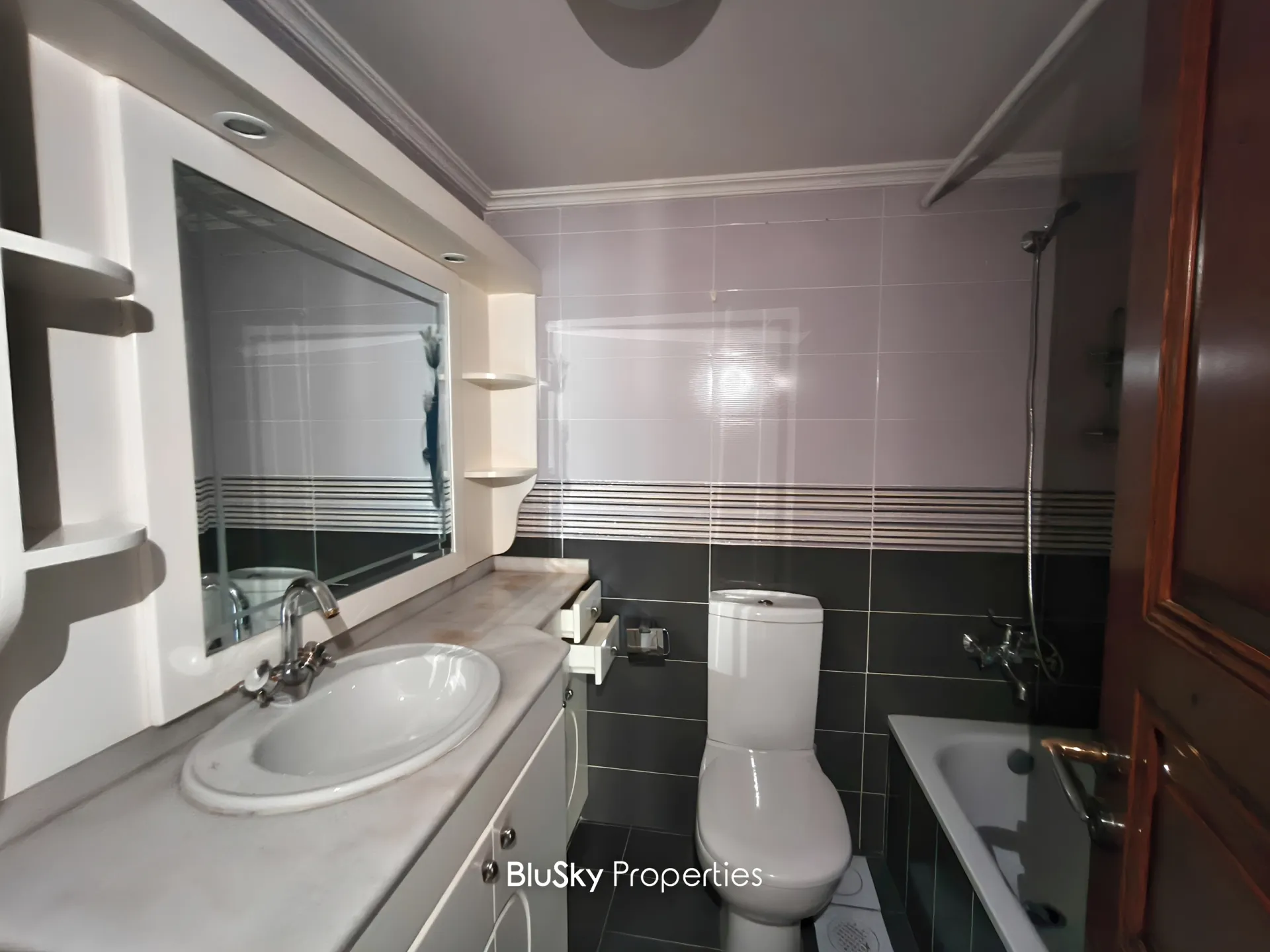 Apartment for rent in Baabdat, lebanon