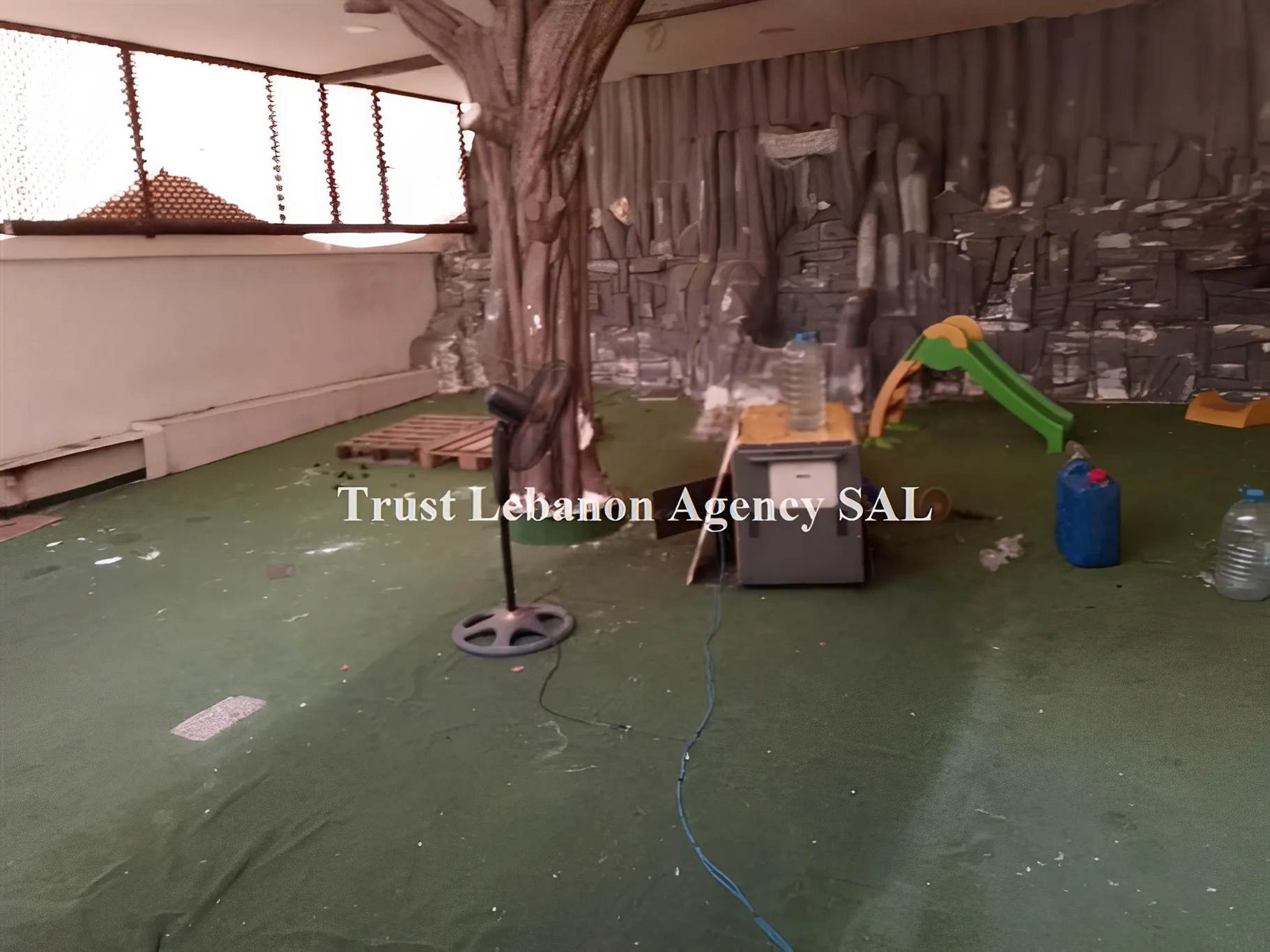 Commercial Property For Rent in Beirut, Bir Hasan