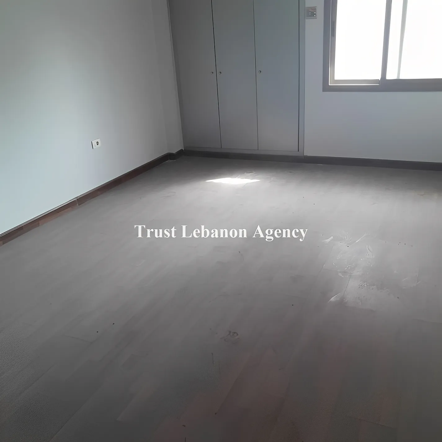 Apartment for Sale in Ramlet El Bayda Beirut