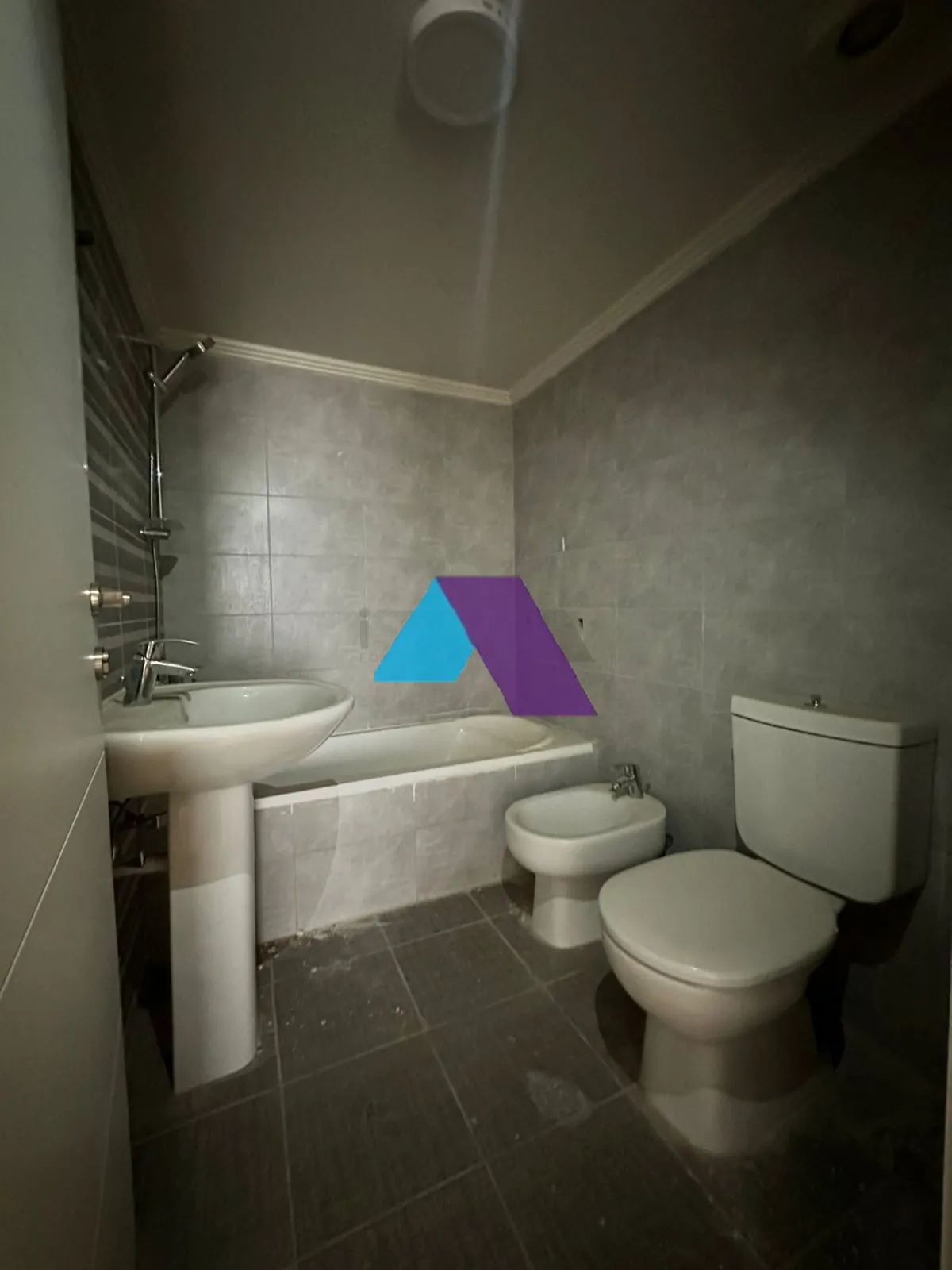 Apartment for Sale in Dekwaneh